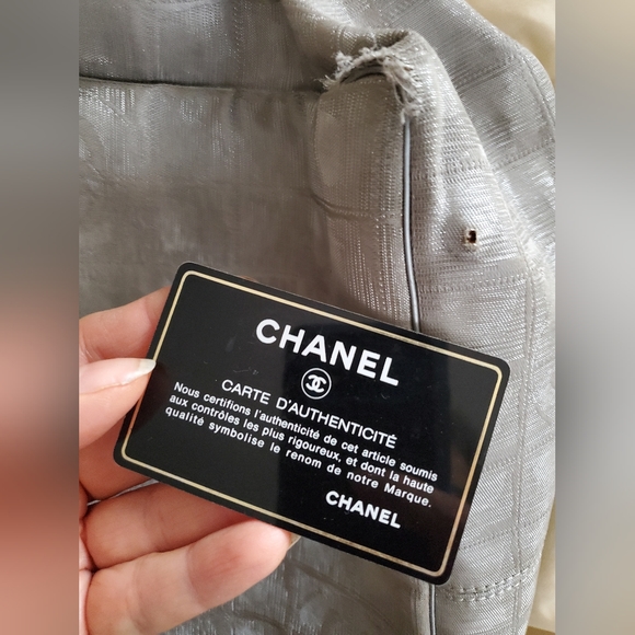 Authentic sparkling Chanel tote - Picture 6 of 8